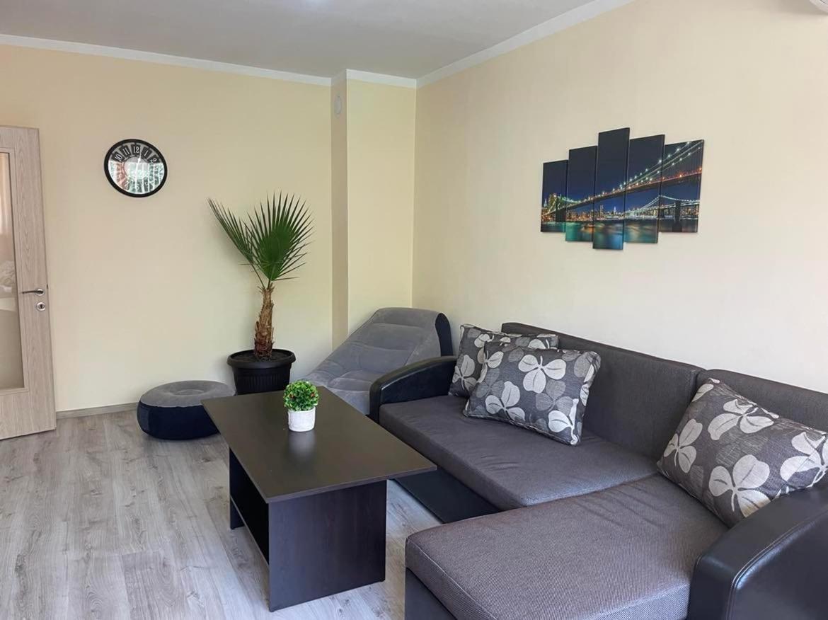 Apartament Emaia Leilighet Devin Eksteriør bilde